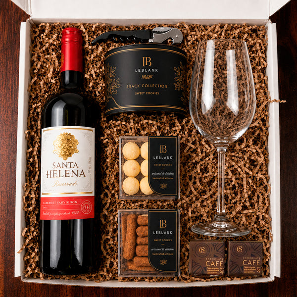 Kit Presente Vinho Santa Helena Gourmet com Taça de Vidro - composição e apresentação do presente - imagem 1
