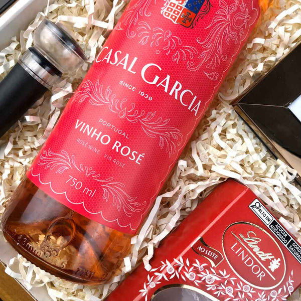 Presente Kit Vinho Rose Casal Garcia e Abridor Eletrico