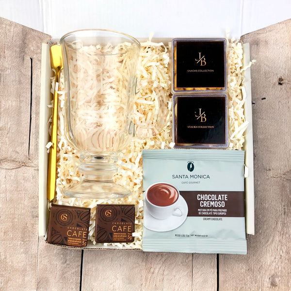 Kit Chocolate Quente Cremoso com Snacks | LeBlank