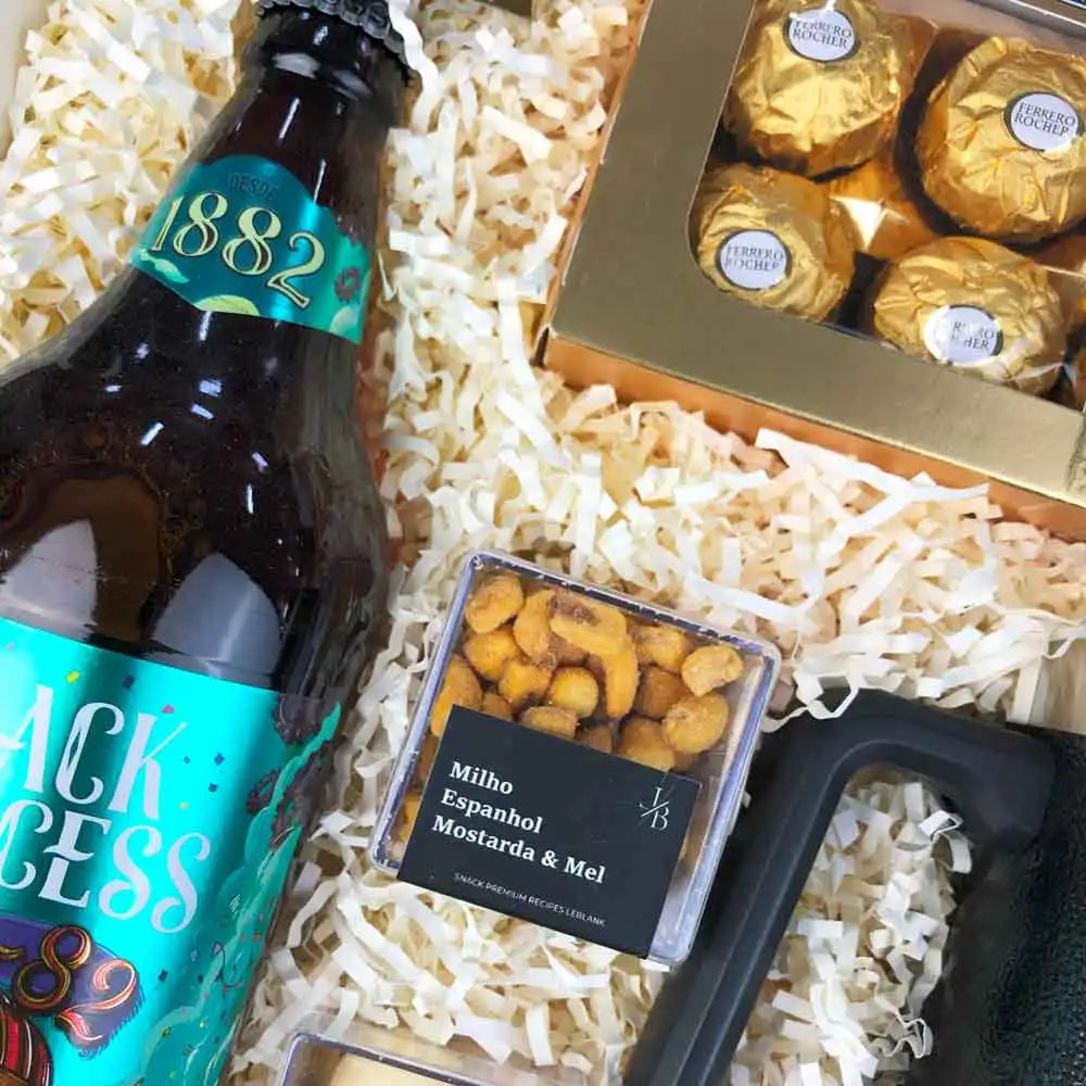 Presente Dia das Mães Kit Cerveja Black Princess com Caneca Termica