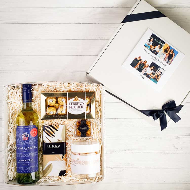 Presente Dia das Mães Kit Vinho Casal Garcia e Chocolate