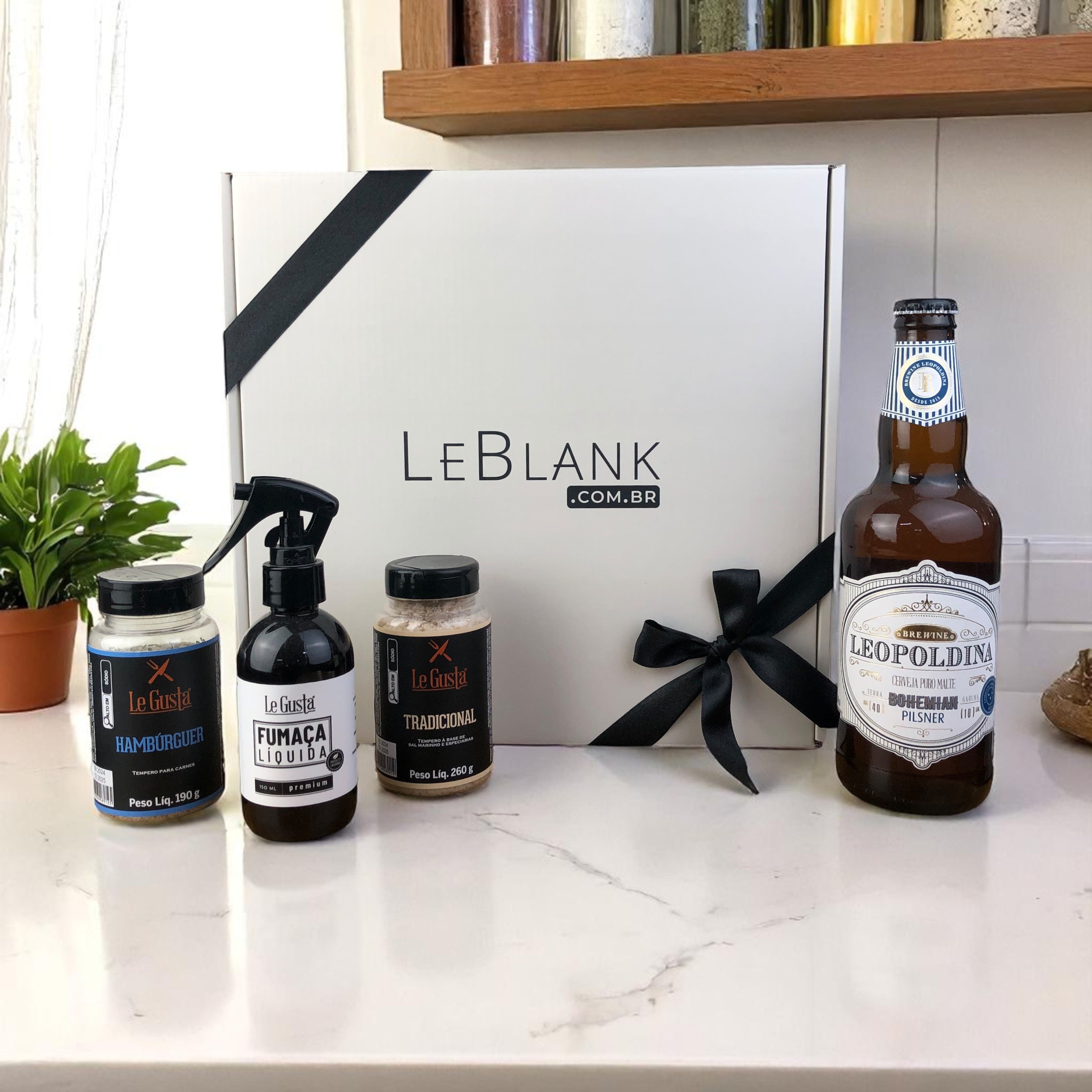 Kit Presente Gourmet para Churrasco com Cerveja Black Princess e Temperos