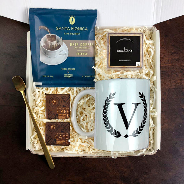 Kit Presente Café com Snack e Caneca Personalizada para Dia dos Namorados | Unissex