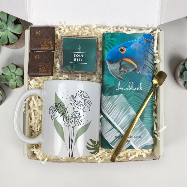 Kit Presente Caneca Personalizada Brasil e Chocolate para Dia dos Namorados | Unissex