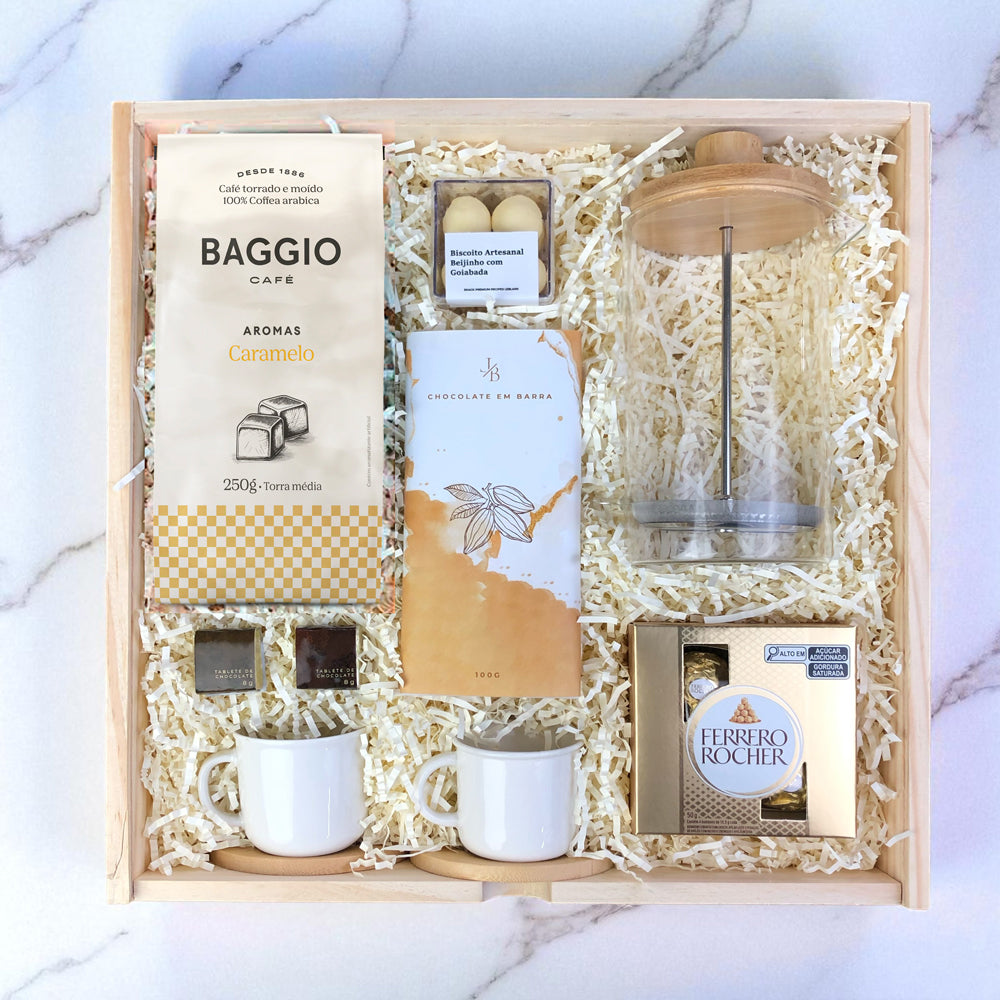 Kit Presente Wood Cafe com Prensa de Bambu e Ferrero Rocher