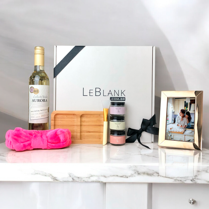 Presente Dia das Mães Kit Vinho Branco e Porta Retrato Personalizado
